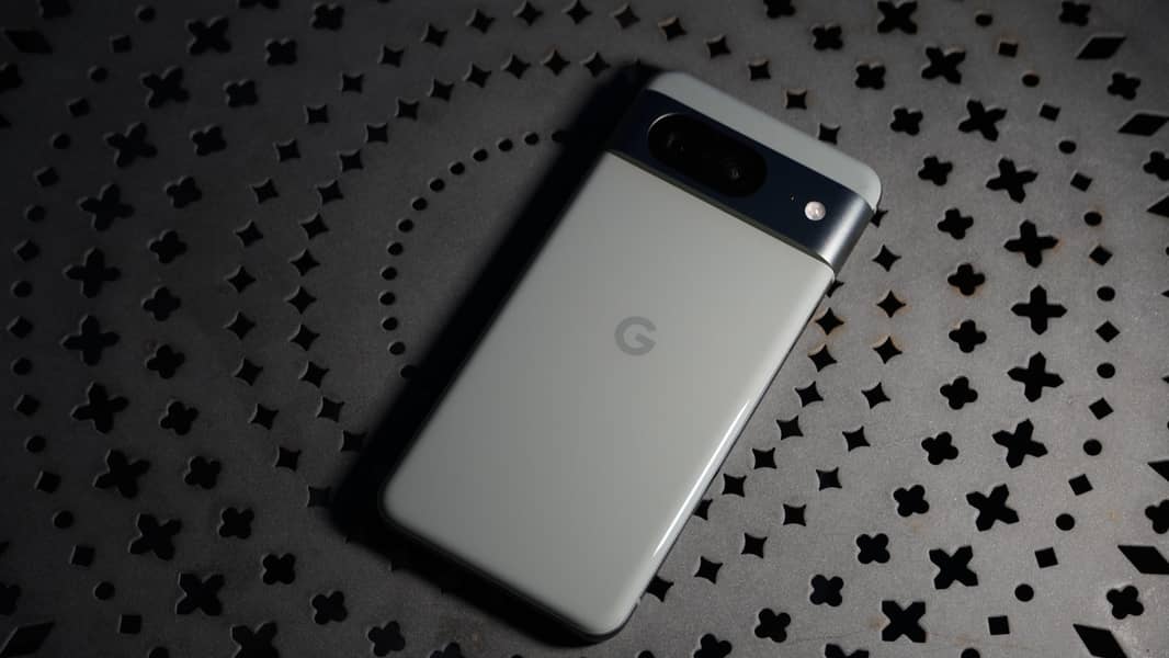 Google Pixel 8 0