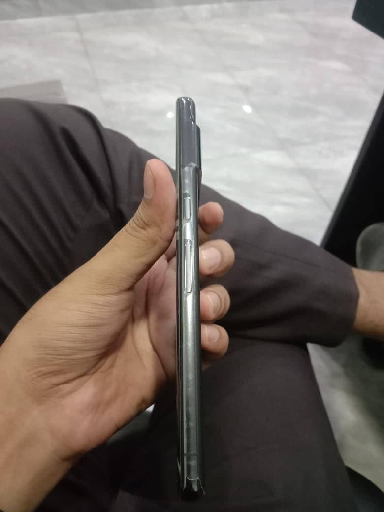 Google Pixel 7 Pro 2