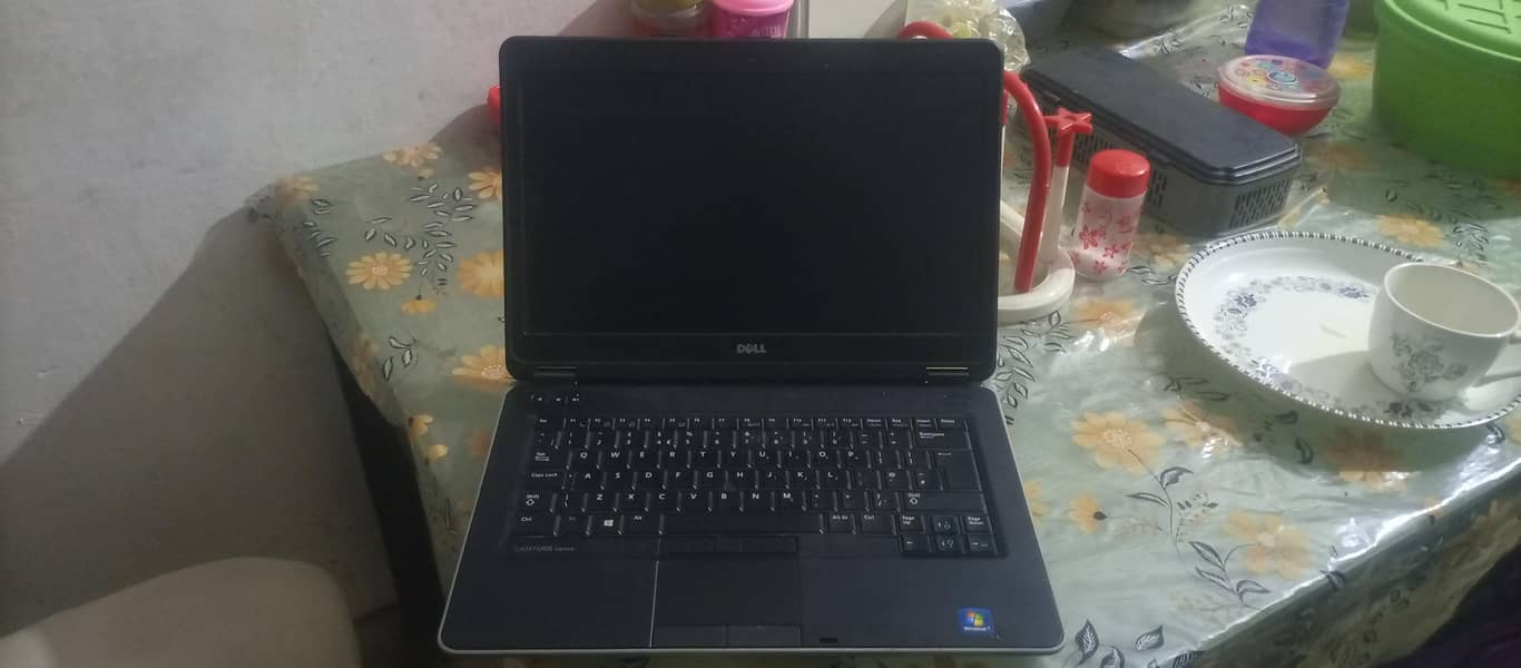 dell latitude E6440 1