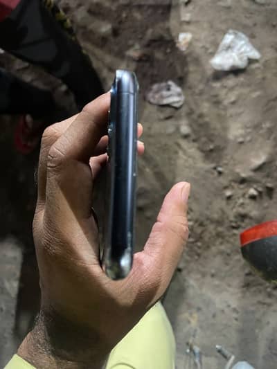 Apple iPhone 11 Pro Max 256 gb PTA Approved