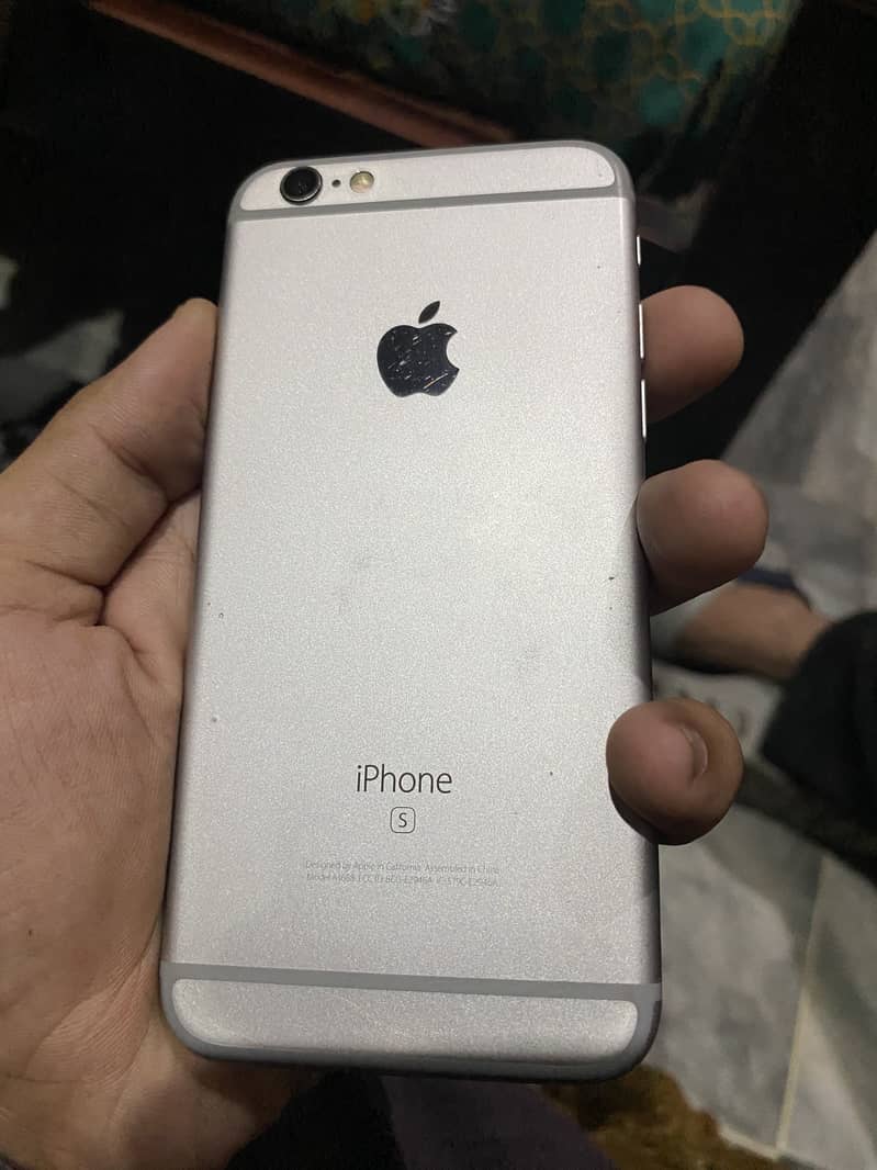 Apple iPhone 6S 3