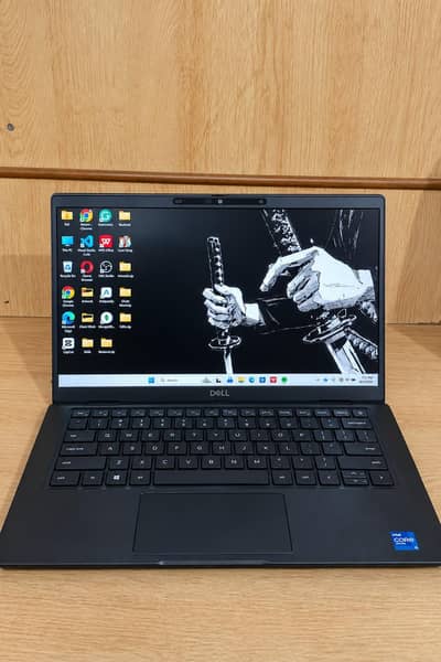 Dell Latitude 7320 | 11th Gen i7 16gb RAM and 256GB SSD Carbon Fiber