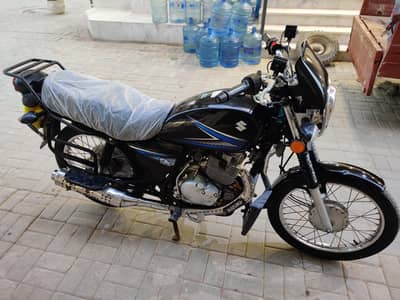 Suzuki GS 150 2024