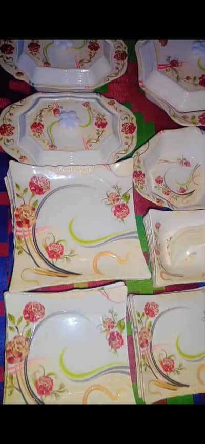 52: piece ka dinner set