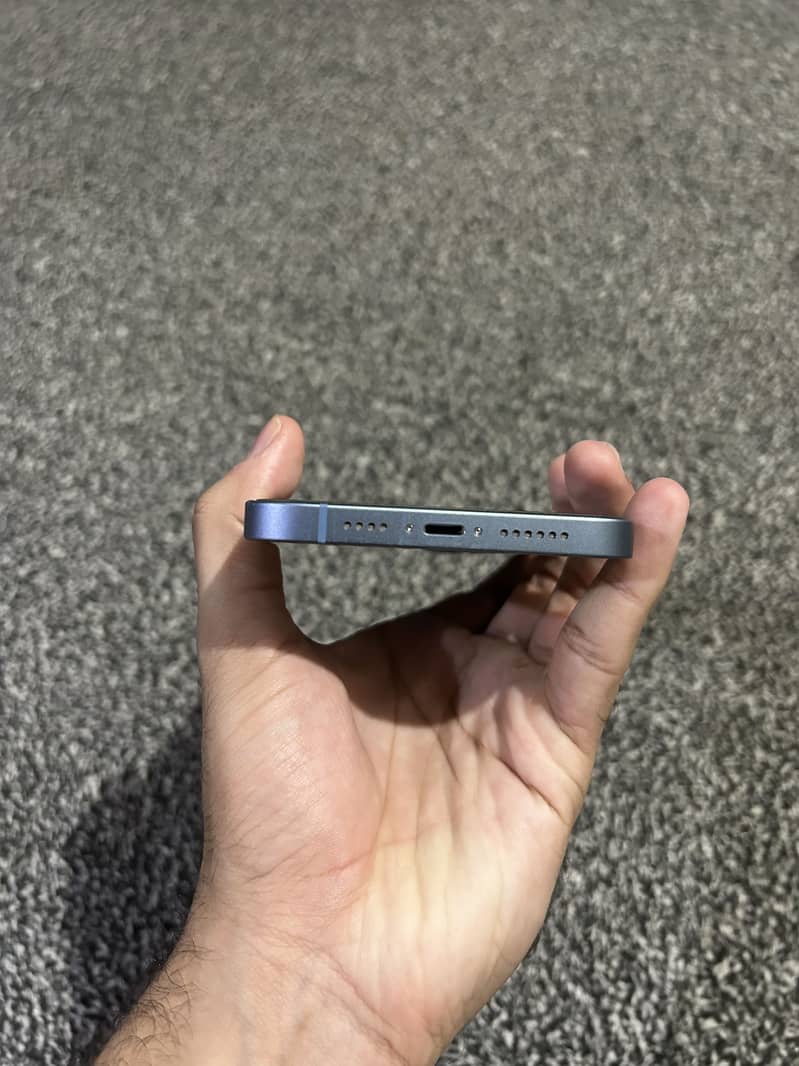 iPhone 14 plus 4