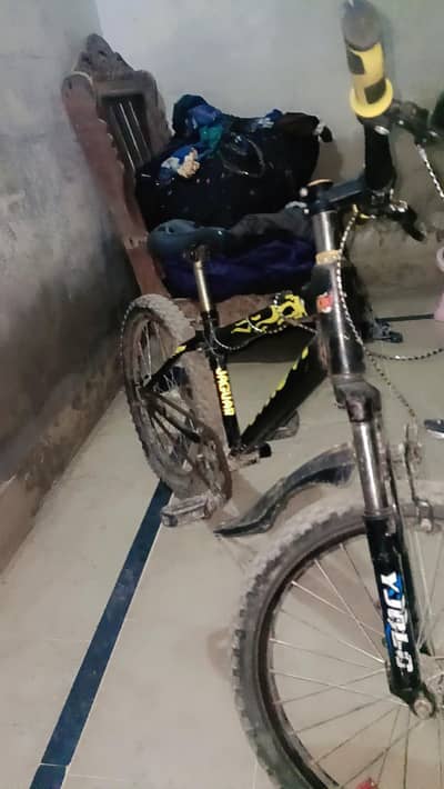 sport cycle pani ke tarhan chalti Hai sahi se acchi tarah chalti Hai