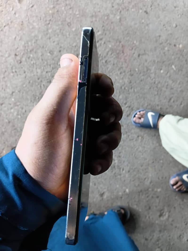 Tecno CAMON 20 2