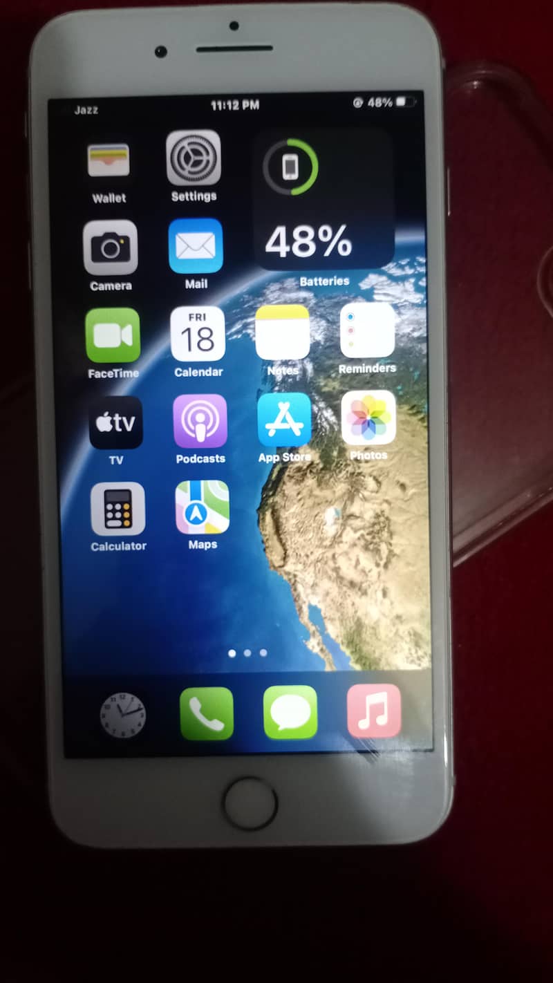 Apple iPhone 8 Plus 5