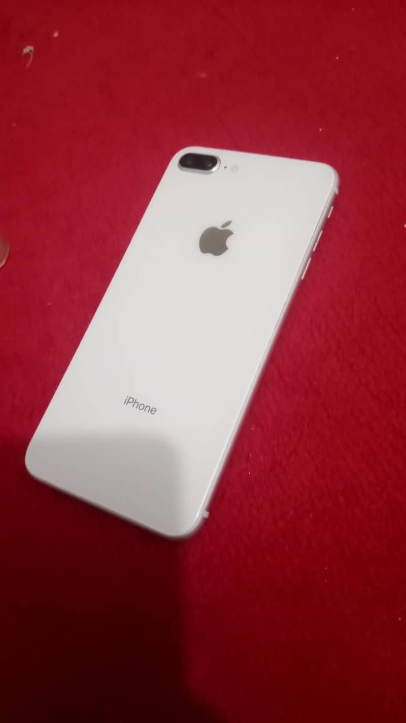 Apple iPhone 8 Plus 6