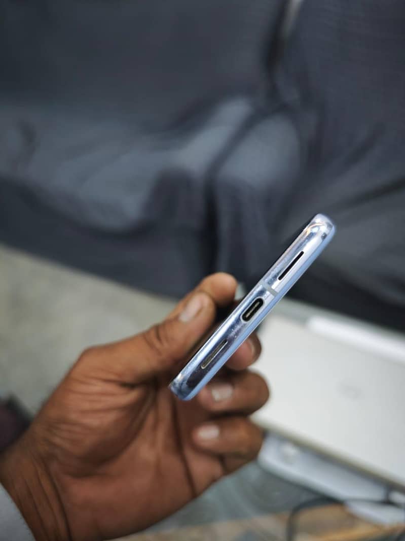 Google Pixel 8 Pro 3