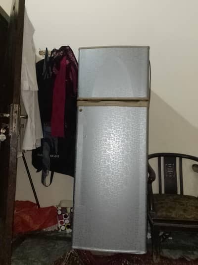 dawlance refrigerator