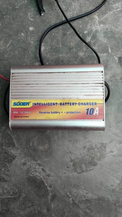 suoer 10A battery charger