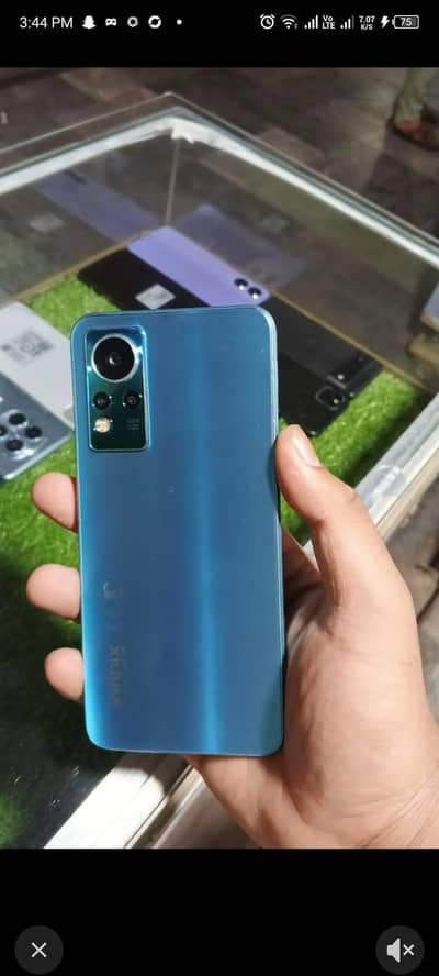 Infinix Note 11