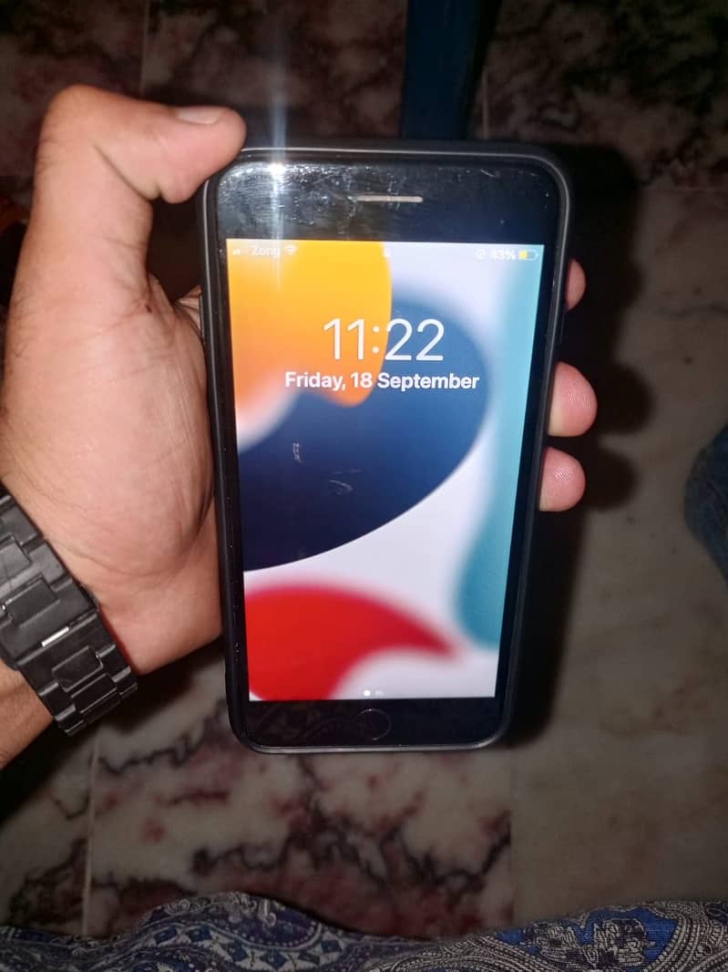 Apple iPhone 7 Plus 5