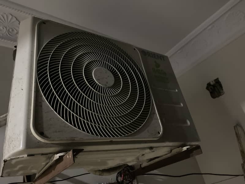 1 Ton orient split ac 3