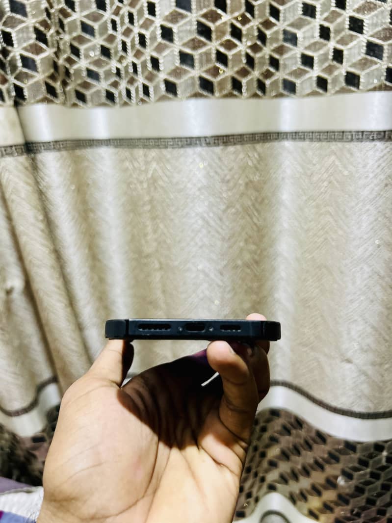 Apple iPhone 14 Pro Max 1