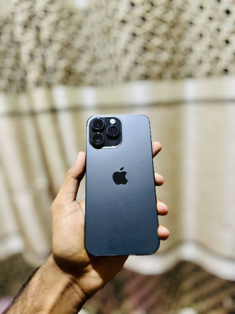Apple iPhone 14 Pro Max 3