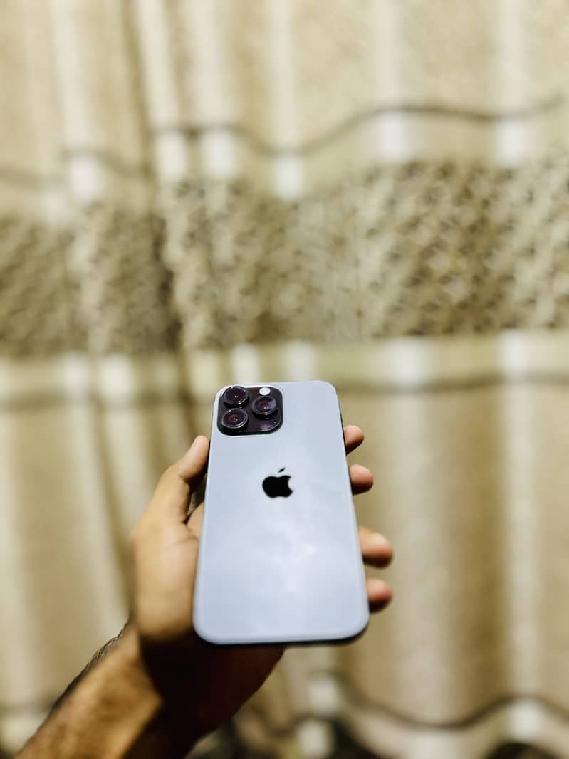 Apple iPhone 14 Pro Max 7