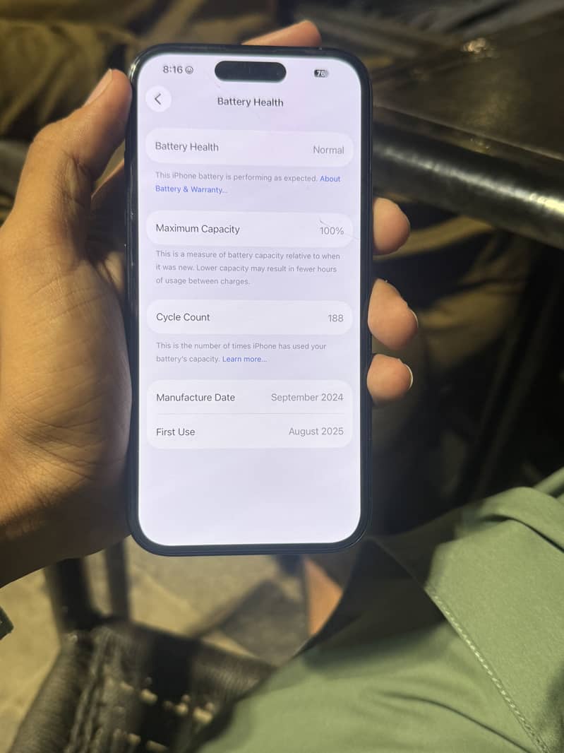 Apple iPhone 16 5