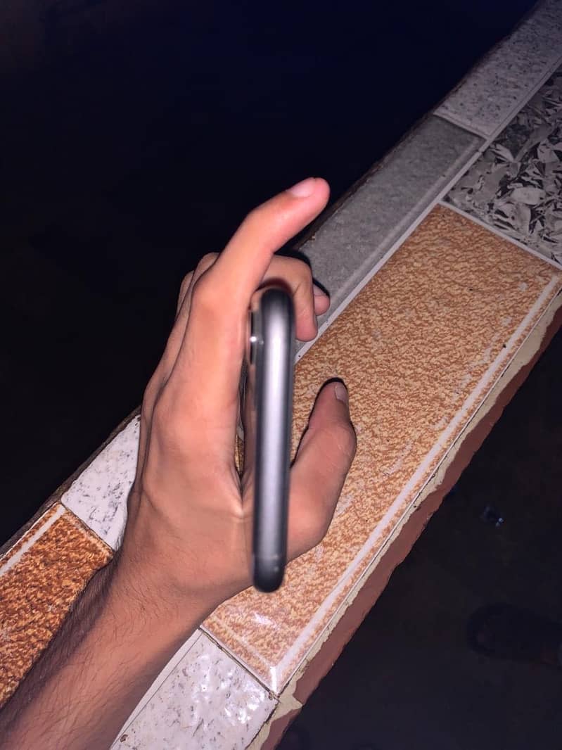Apple iPhone 11 1