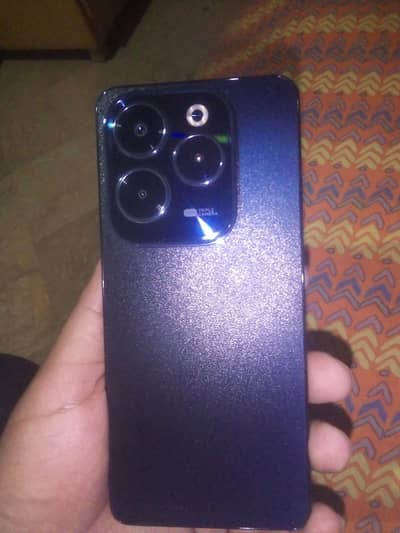 Infinix Hot 40