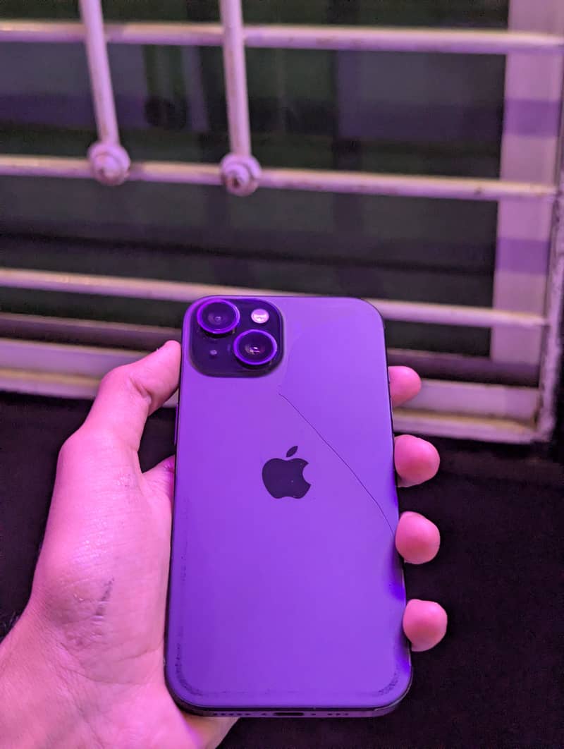 Apple iPhone 15 5