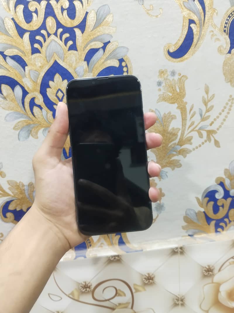 Apple iPhone 13 Pro Max 6