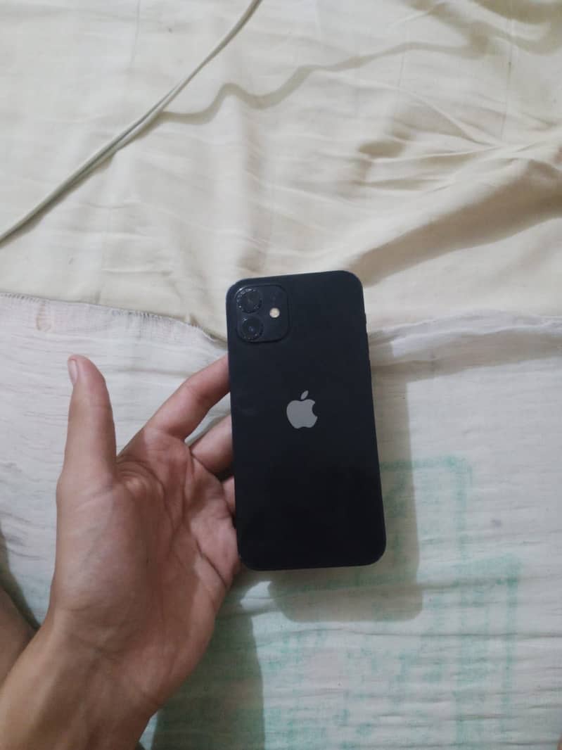 Apple iPhone 12 5