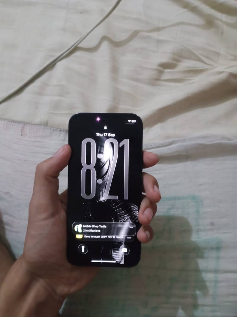 Apple iPhone 12 8