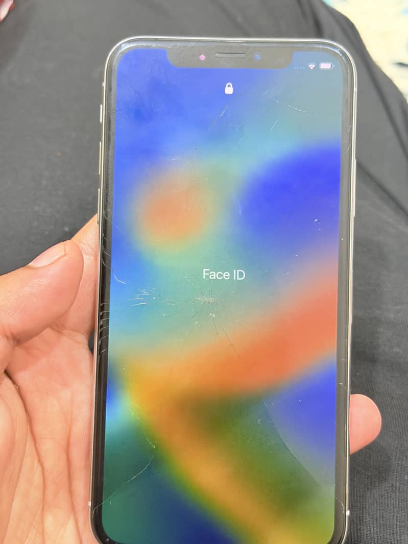 Apple iPhone X 3