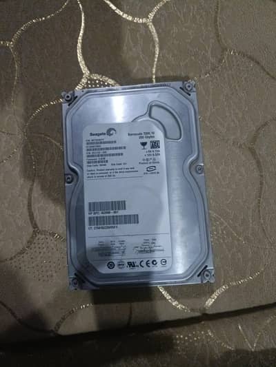 Used Seagate 250 gbytes harddisk