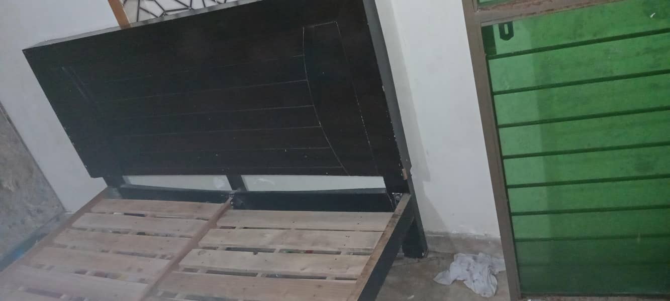 used bed 1
