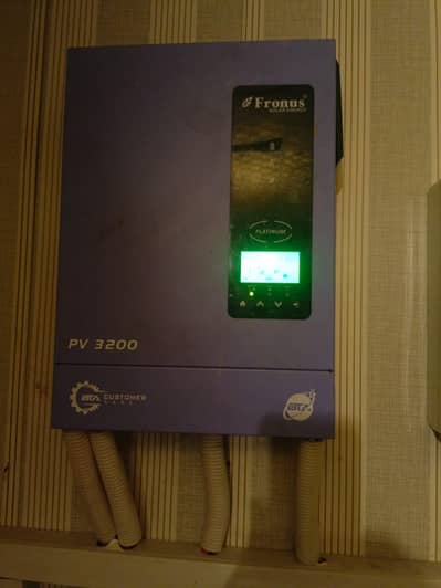 Fronus 3.2 kva hybrid inverter