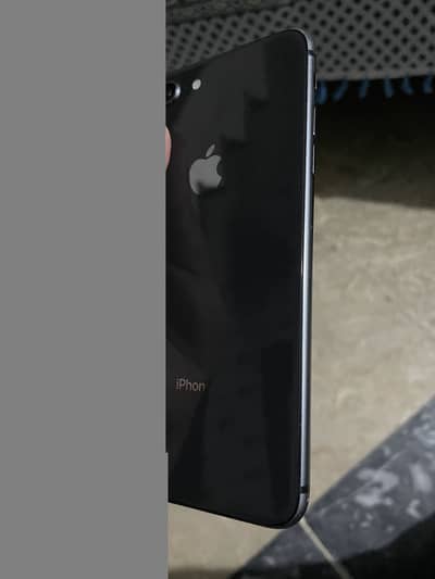 Apple iPhone 8 Plus