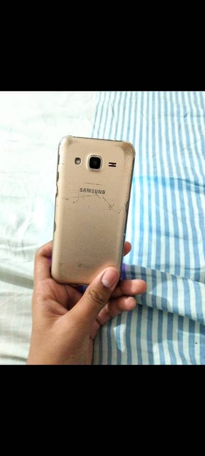 Samsung Mobile J2