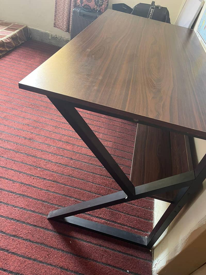 study table 4