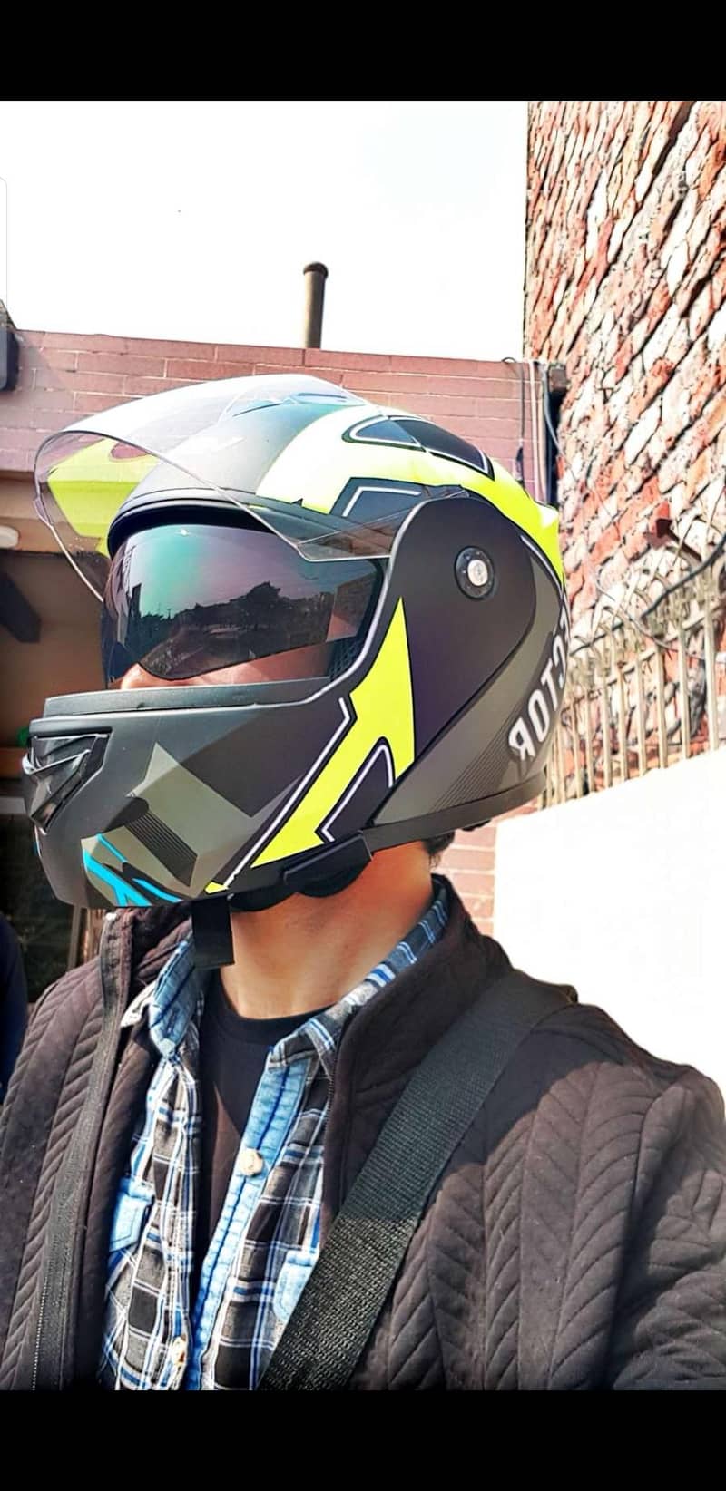 Vector Modular Helmut 2