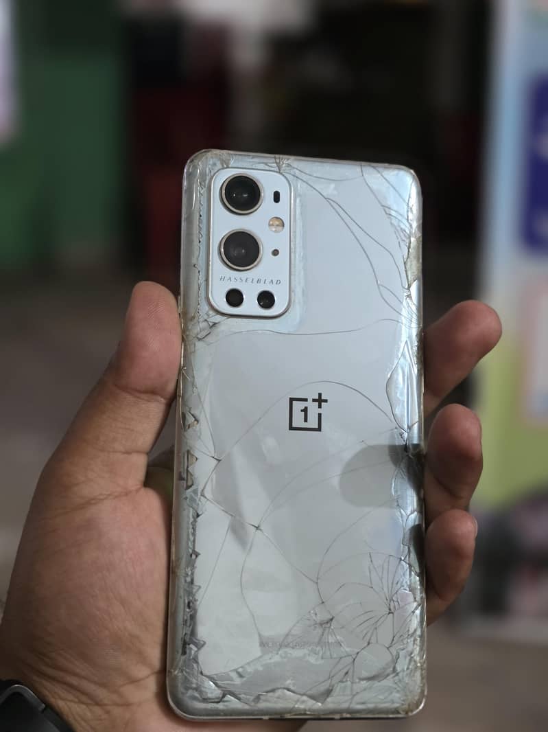 One Plus 9 Pro 0