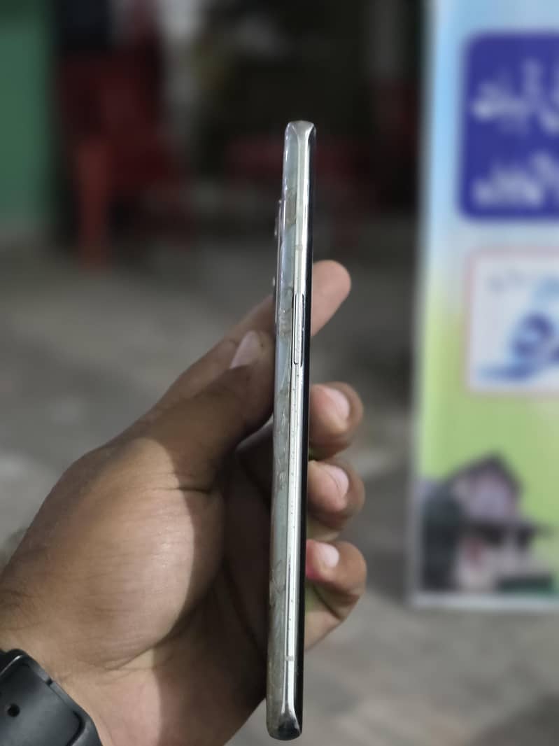 One Plus 9 Pro 3