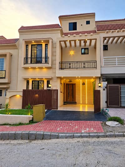 Bahria town 5 marla House for sale