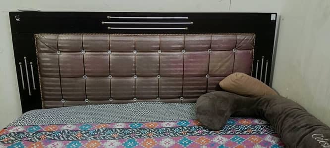 Bedroom set for sale