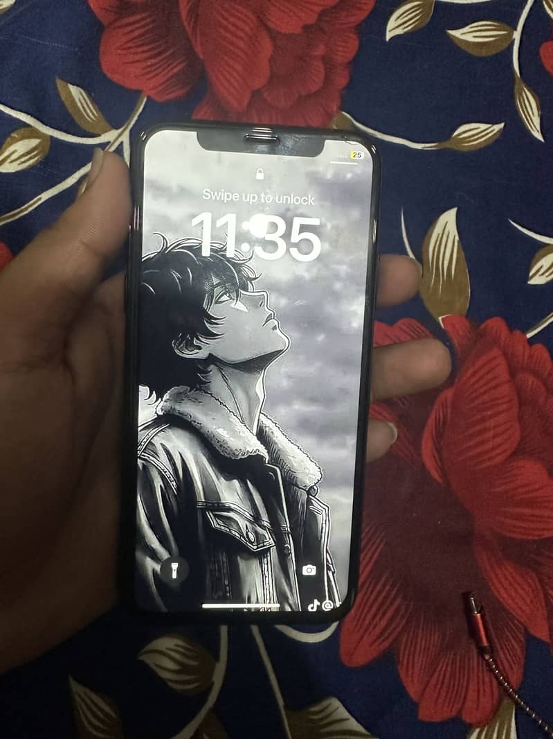 Apple iPhone X 3