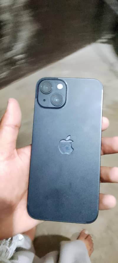 Apple iPhone 13