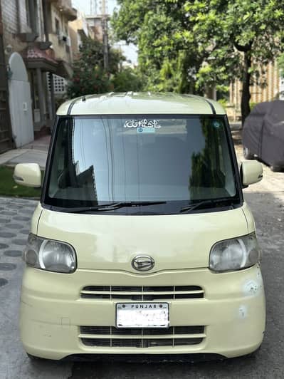 Daihatsu Tanto 2010