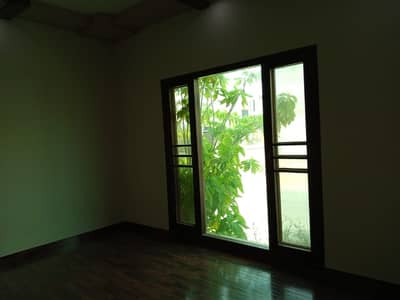 100YARDS DOUBLE STOREY BUNGALOW FOR SALE IN DHA PHASE 2 EXT