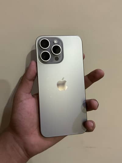 Apple iPhone 15 Pro Max