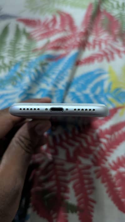 Apple iPhone 8