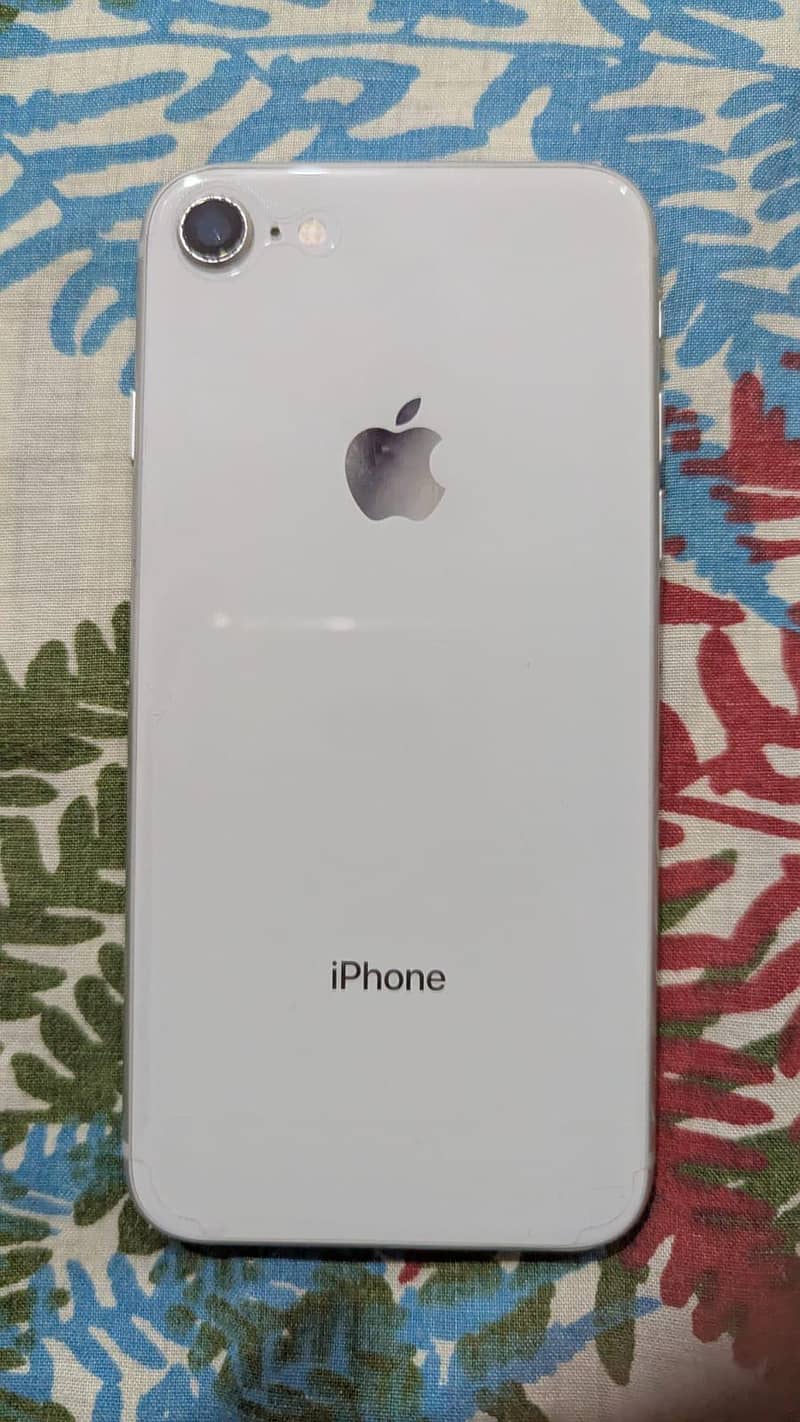 Apple iPhone 8 3