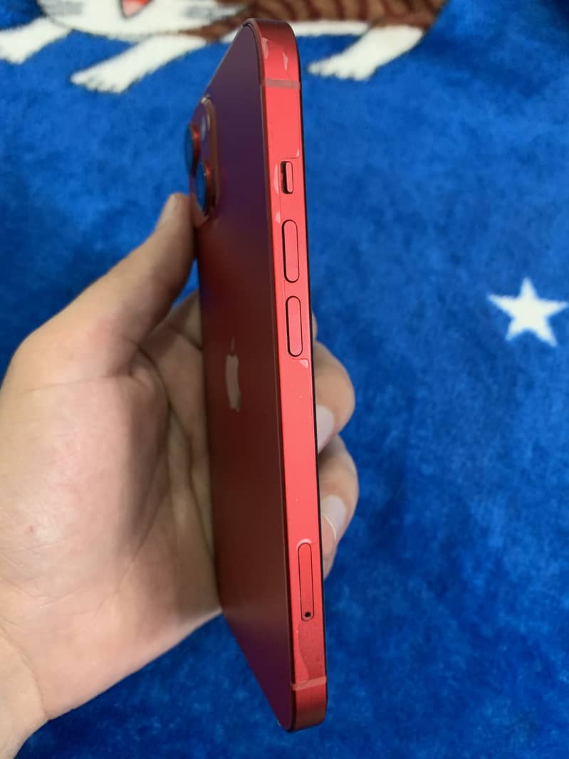 Apple iPhone 13 1