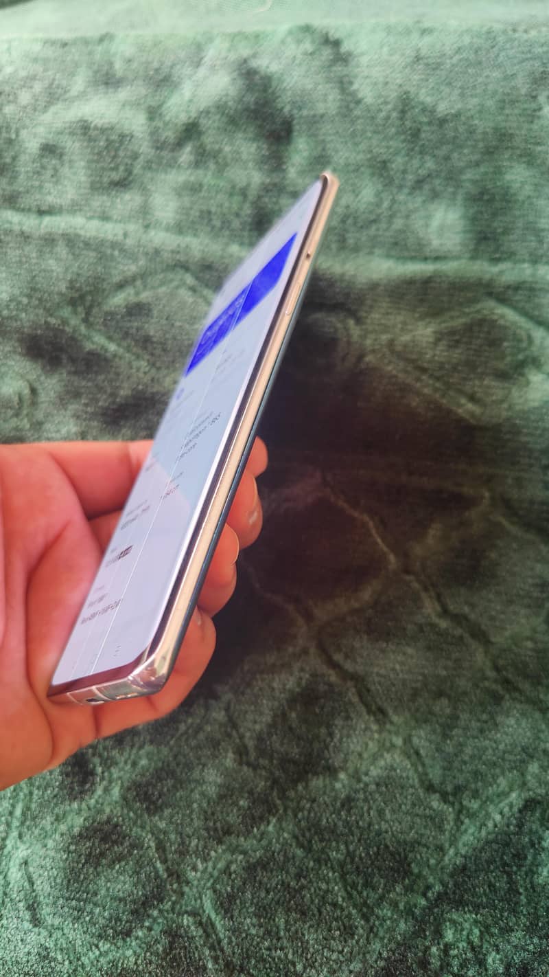 One Plus 8T 4